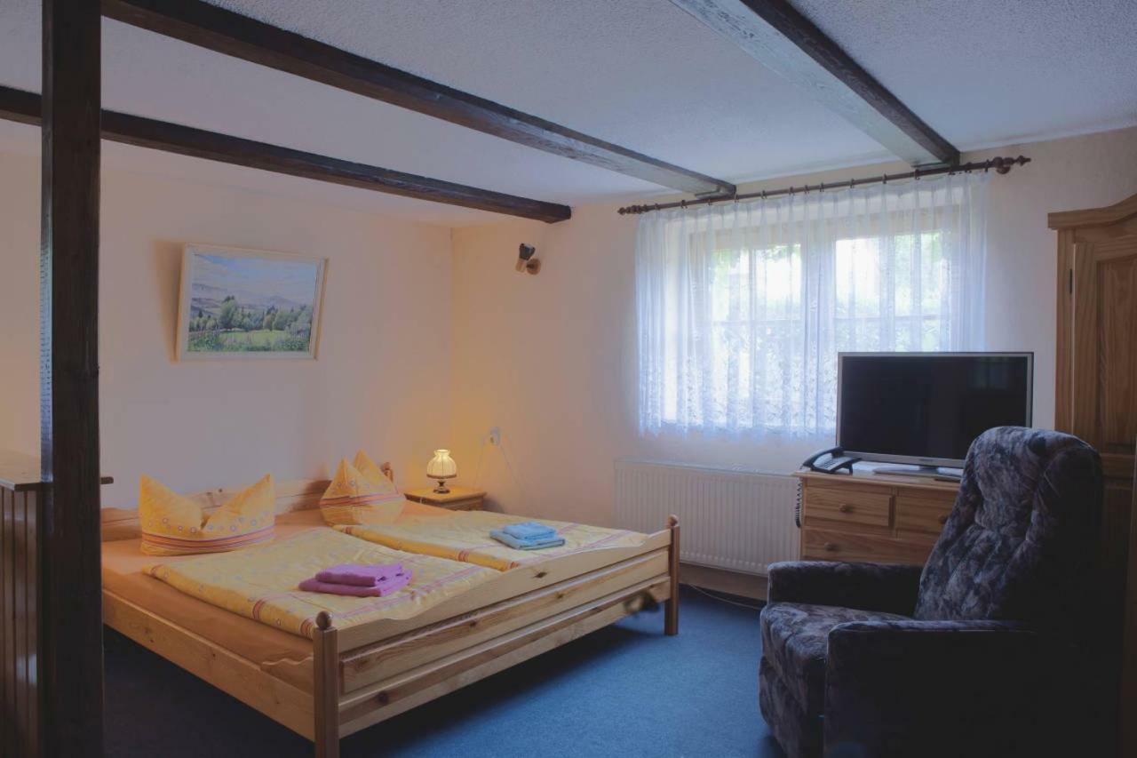 Ferienwohnung Kretzschmar Зебніц Екстер'єр фото